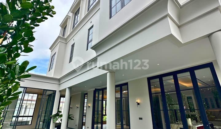 Dijual Rumah Siap Huni Dekat Senopati Kebayoran Baru Jakarta Selatan