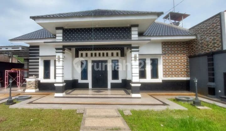 Rumah Mewah Baru Siap Huni di Komplek Perumahan Padang Berbintang,Tampat Durian,Korong Gadang