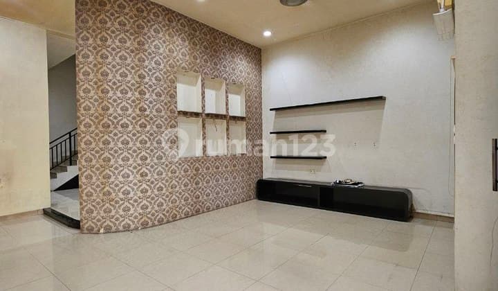 Dijual Villa Cemara Asri Murah Dekat Jewel Garden, Citraland Sampali