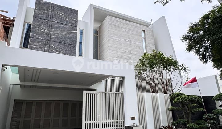 Rumah Mewah PIK Garden House Furnish Kolam Renang (450m)