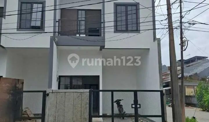 Dijual Cepat!! Rumah di Harapan Indah