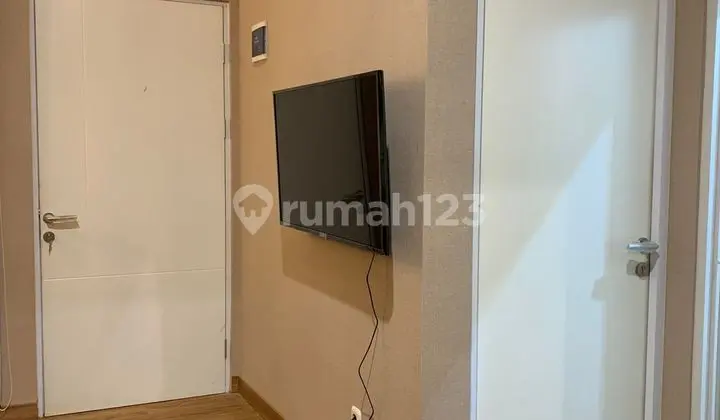 ruang keluarga dijual rumah cantik full furnished