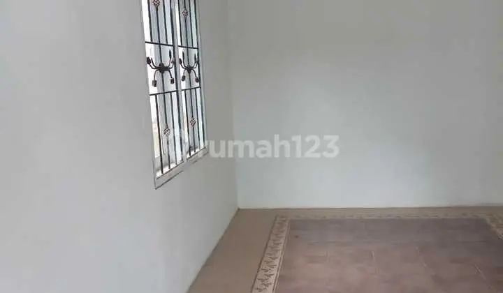 kamar tidur di jual rumah di perumahan