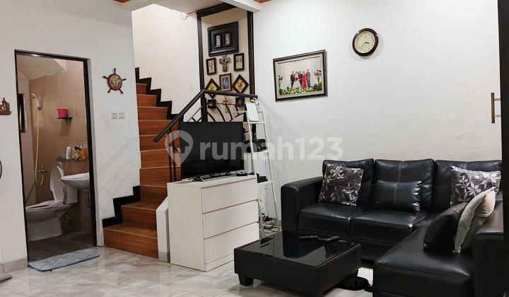 ruang keluarga dijual rumah full furnished di