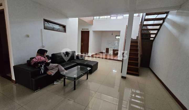 foto lainnya dijual rumah bagus siap huni