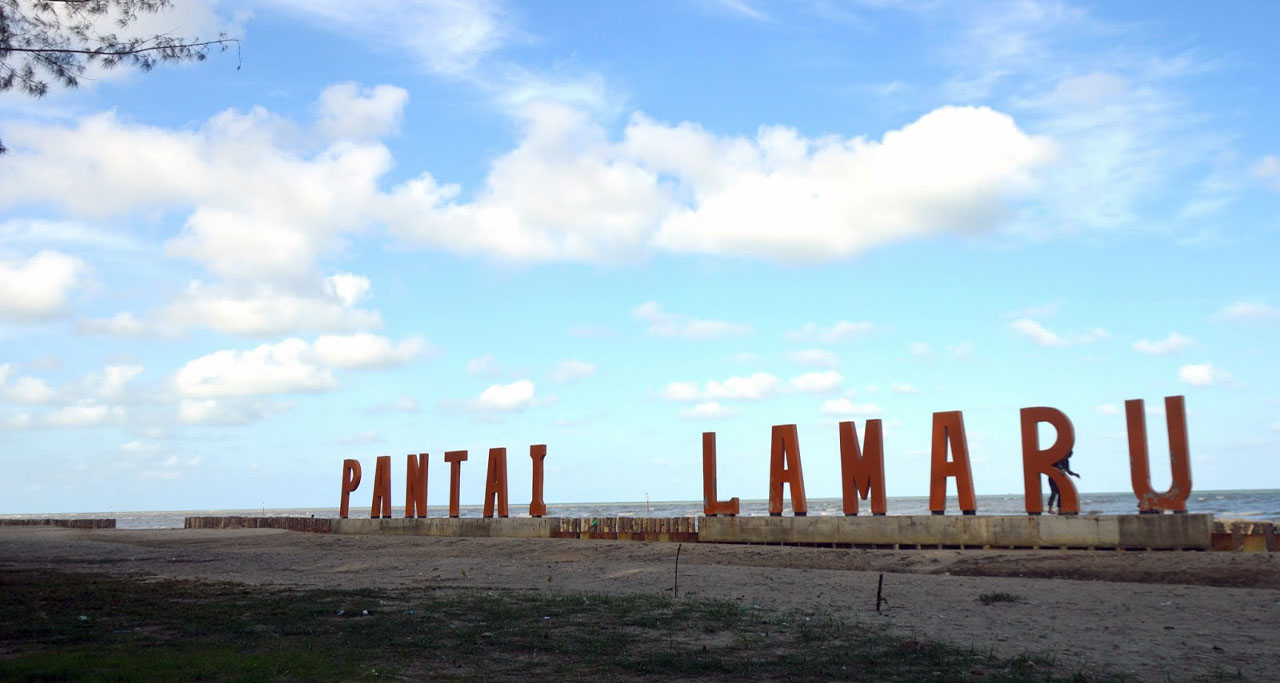 pantai lamaru