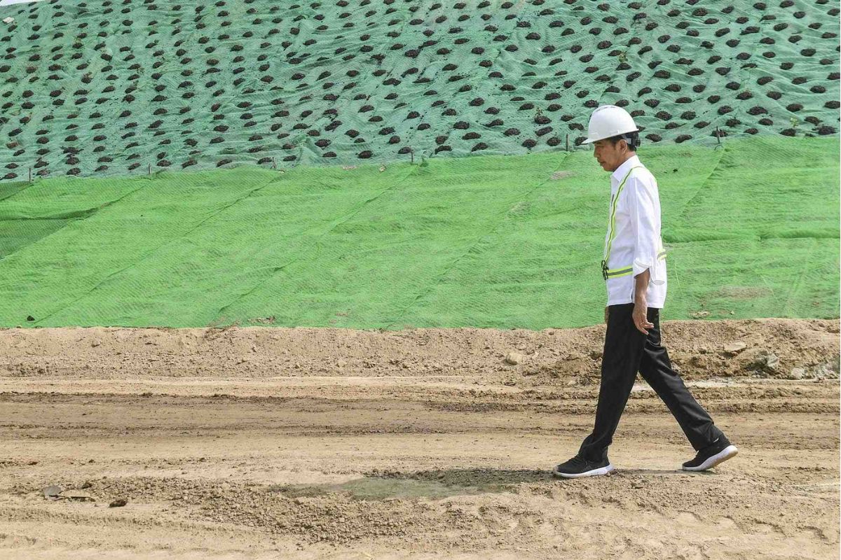 Jokowi tinjau Tol IKN