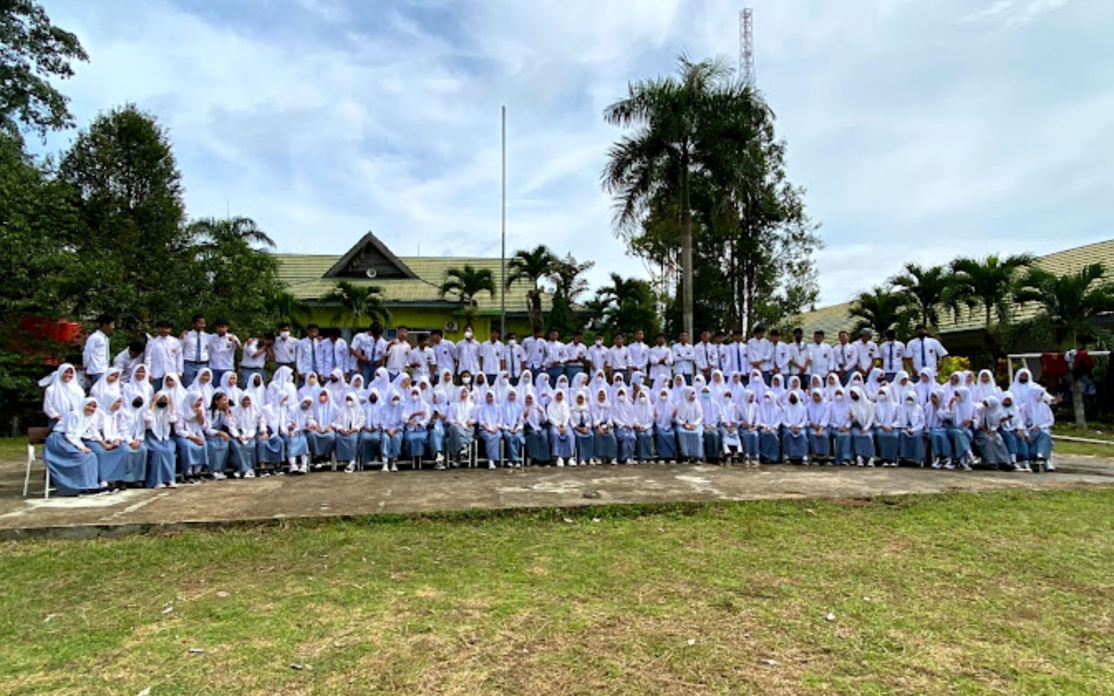 sekolah di penajam paser utara