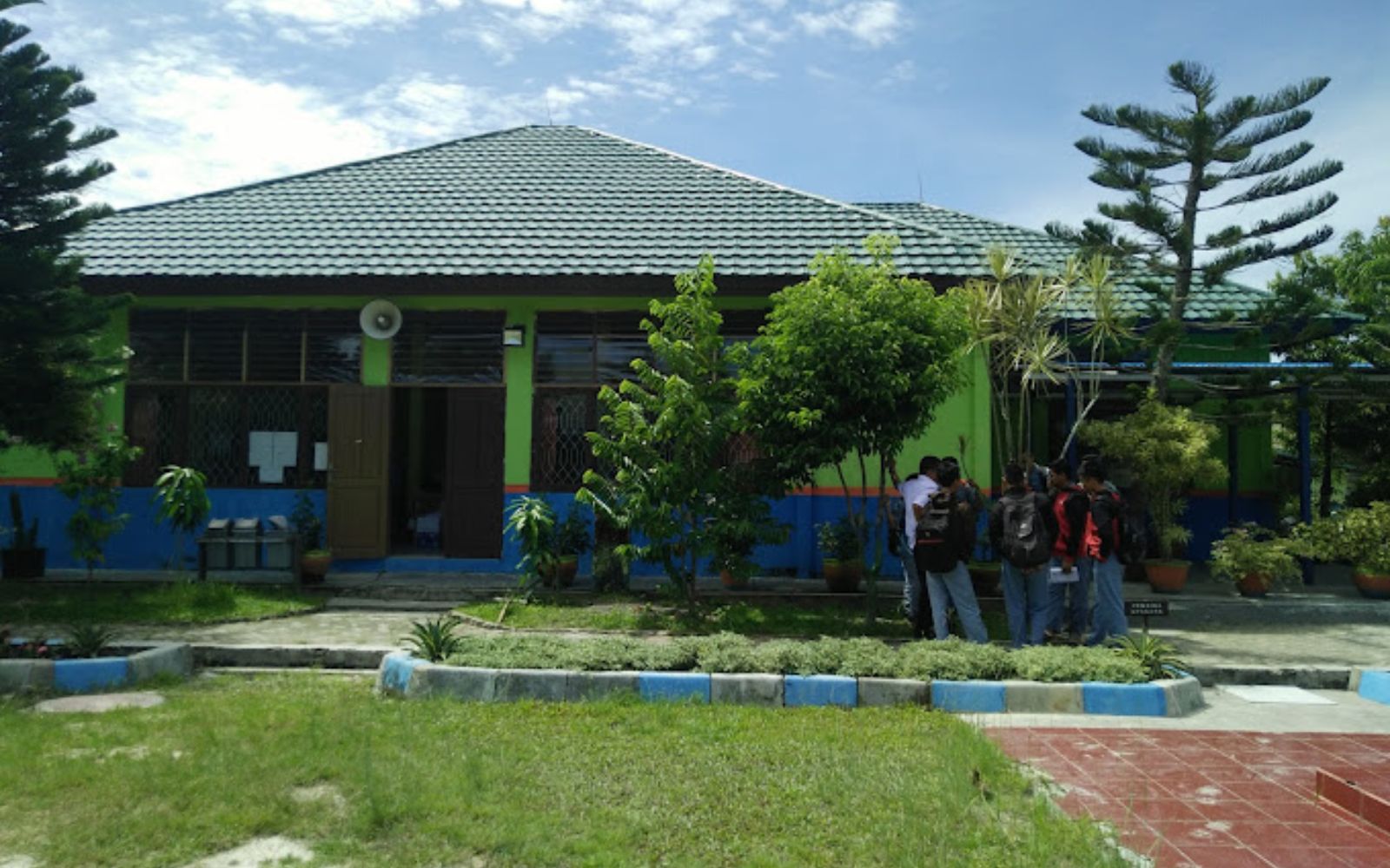 sekolah di penajam paser utara