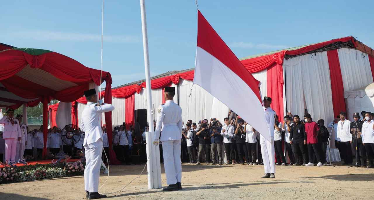 pengibaran bendera di ikn