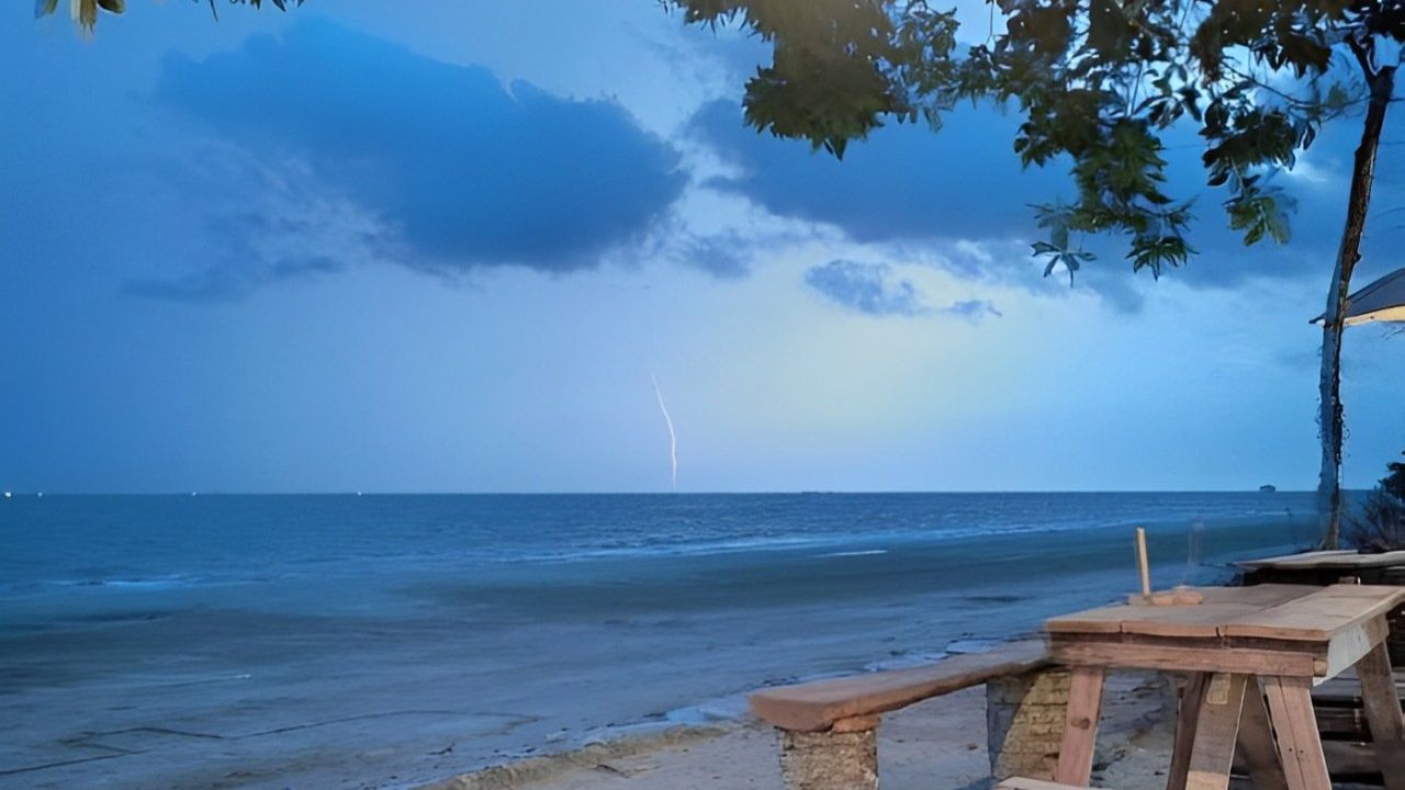 pantai tanjung jumlai