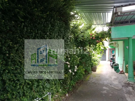 Strategic house near IAIN Kartasura campus. Strategic house near IAIN Kartasura campus.