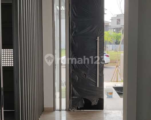 Rumah Baru 3Lantai ada Pool & Lift di Golf Island Pik
