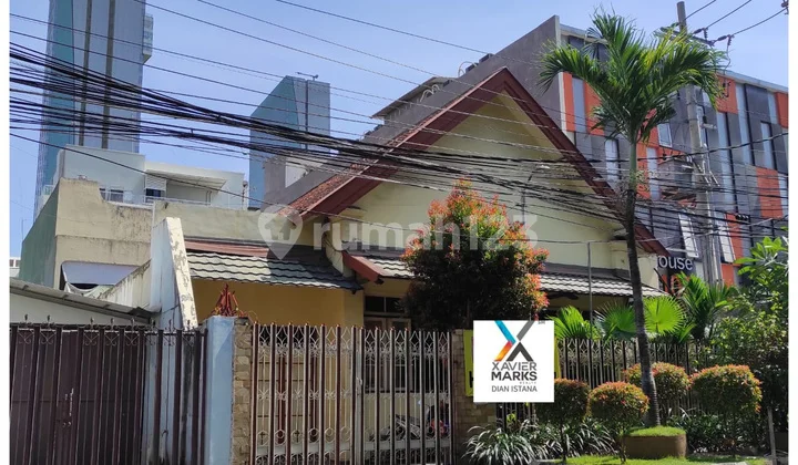 Freehold House on Sumatera Street, Surabaya City Center, Suitable for Business Freehold House on Sumatera Street, Surabaya City Center, Suitable for Business
