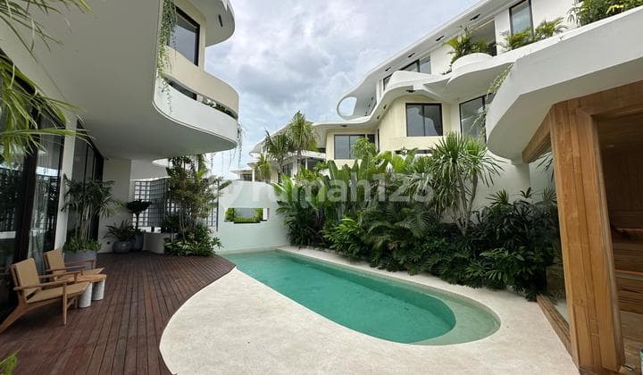 Villa Djelantik , Villa Cantik di Kuta Area, Hollywing Grup