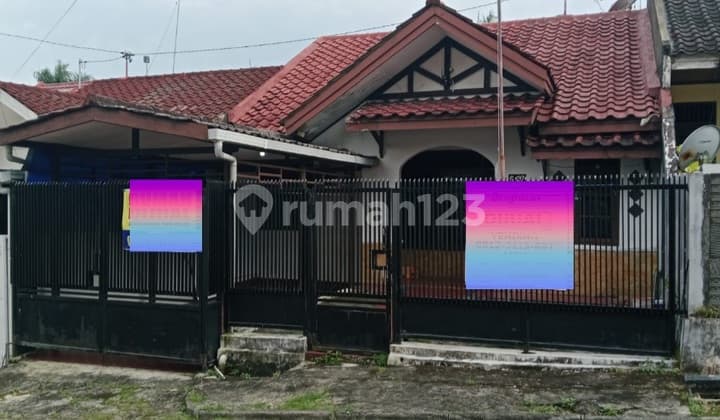 Rumah Terawat Di Bukit Damai Indah