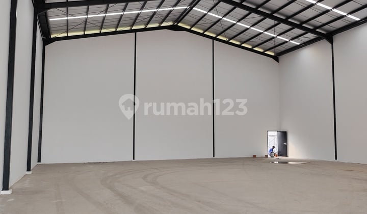 Gudang Plus Kantor di Kawasan Pergudangan Industri di Legok Tangerang