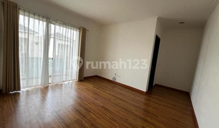 Rumah Golf Island Dijual 2 Lantai Furnished 8x15 Harga 4.5 M Nego