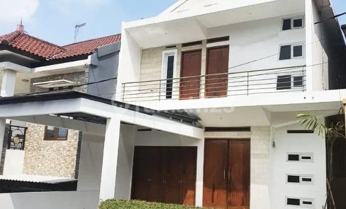 Rumah Modern Tropis Furnished di Sunrise Hill Bandung Timur