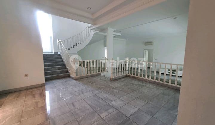 Rumah Bagus SHM - Sertifikat Hak Milik 2 Lantai.di Lebak Bulus, Jakarta Selatan, Akses Tol, Mall, Rs