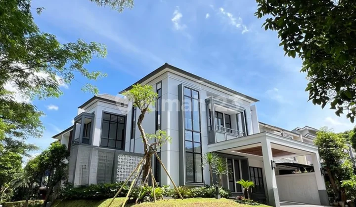 Luxury 3-Story House 14.5x18 Ready to Occupy in De Latinos BSD Tangerang Luxury 3-Story House 14.5x18 Ready to Occupy in De Latinos BSD Tangerang