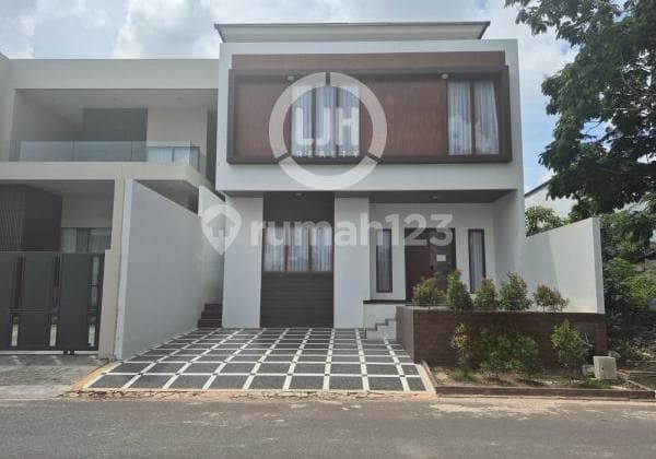 Dijual Rumah di Bukit Golf Residence , Sukajadi