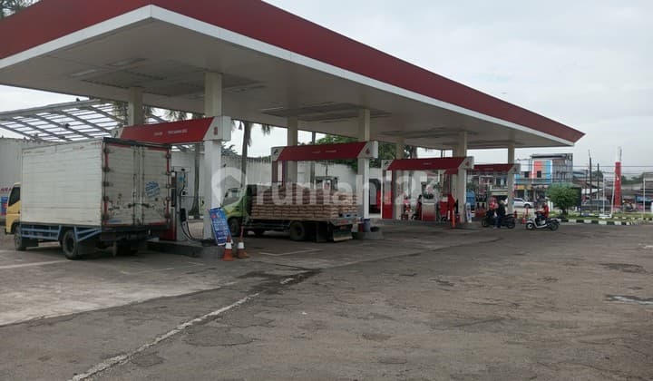 Ruang Usaha di Raya Serang Bitung, Hanya 8 Menit Ke Tol Bitung