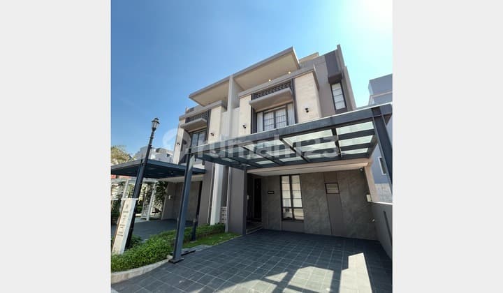 Sell New Luxury Elite House in Jakarta 3 Floors and 5 Very Spacious Bedrooms