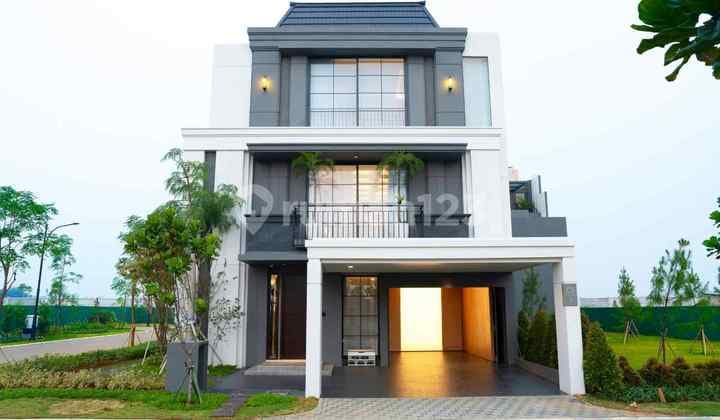 Rumah 3 Lantai 5 BR Sangat Mewah & Modern di BSD Dekat AEON Mall dan Toll Serbaraja