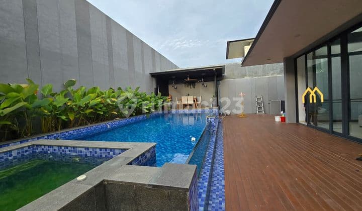 Jual Cepat Lyndon Navapark Furnish Ada Kolam Renang & Lift