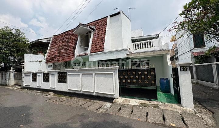 Dijual Rumah Plus Kosan Tebet