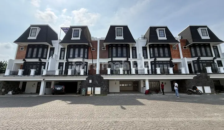 Siap Huni 4 Lantai Private Lift 500 Meter Tol Andara Kawasa Artis