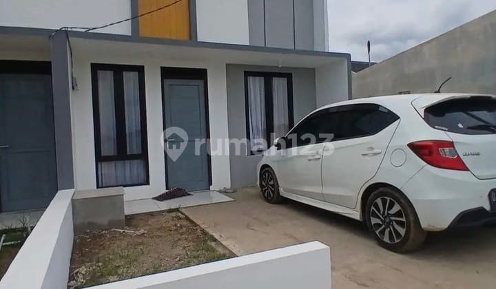 Rumah Modern Legalitas SHM Bebas Banjir