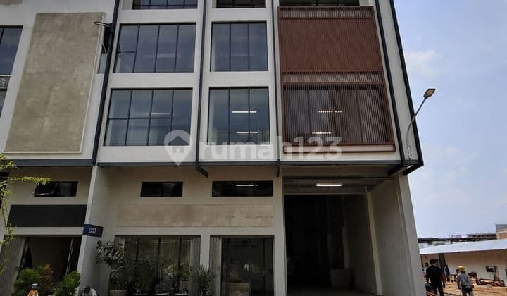 Dijual Gudang Siap Pakai , 9X33,5M2 , bisa Kpg , Harga 6,99M