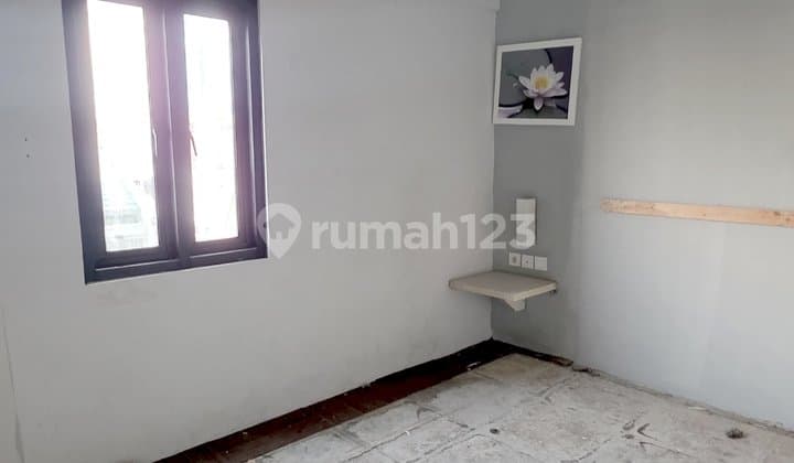 Jual Murah! Gedung 5 Lantai eks Hotel di Area Menteng