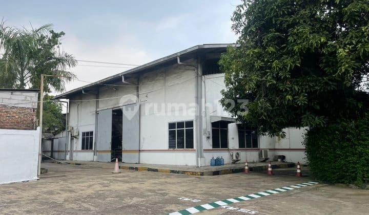 Gudang Pinggir Jl Raya Serang Bitung Jaya. Bekas Bengkel Bubur Akses Container 40feet