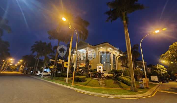 Rumah Mewah Taman Resort Mediterania, Pantai Indah Kapuk