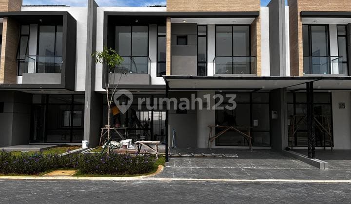 Murah !! Brand New Cluster Pasir Putih Residence Pik 2, Siap Huni