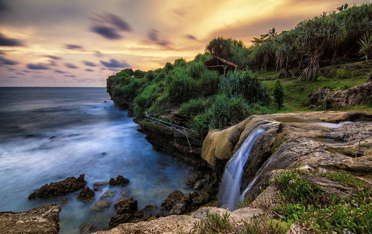 Air Terjun Jogja.jpg