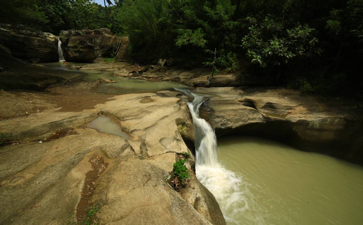 Air Terjun Luweng Sampang.jpg