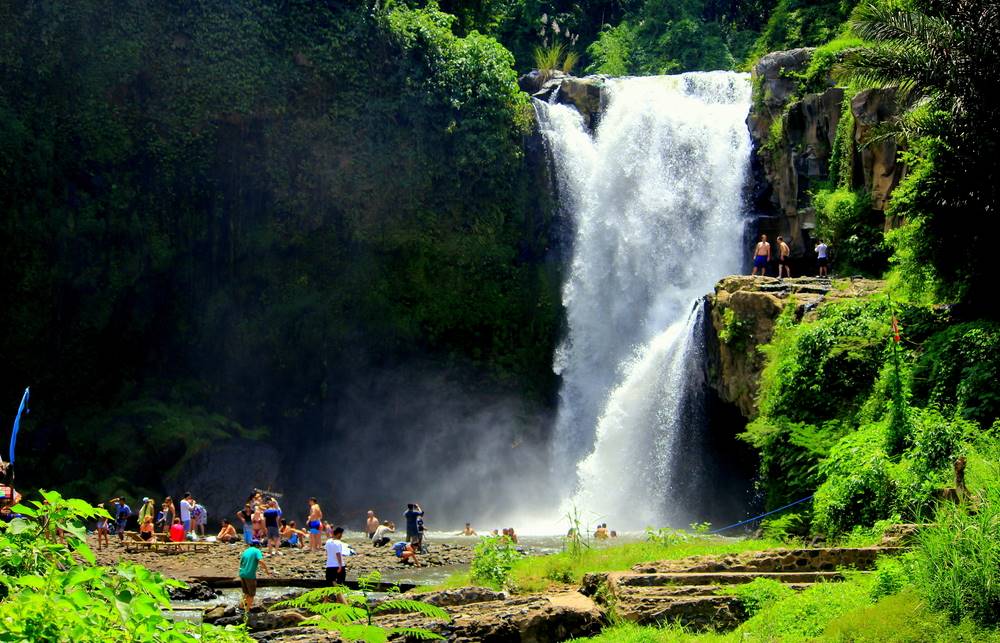 Air Terjun Tegenungan.jpg