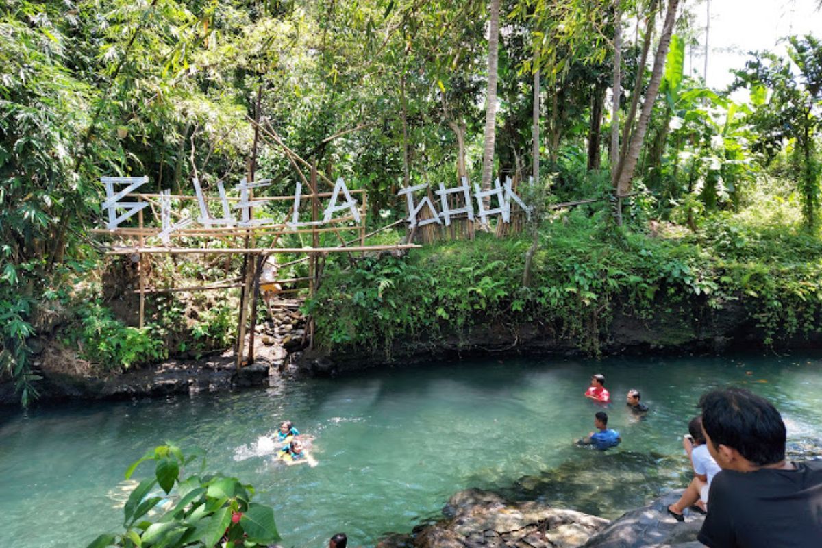 Berenang di kolam air dingin.jpg