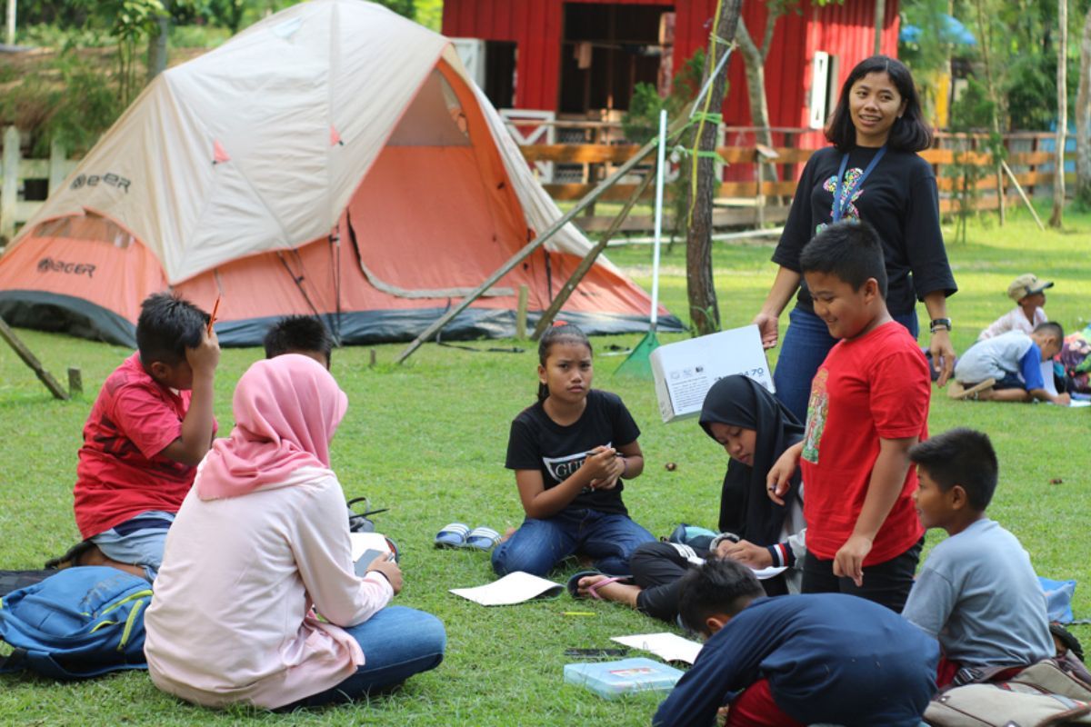 Berkemah di Rumah Ulin Arya.jpg