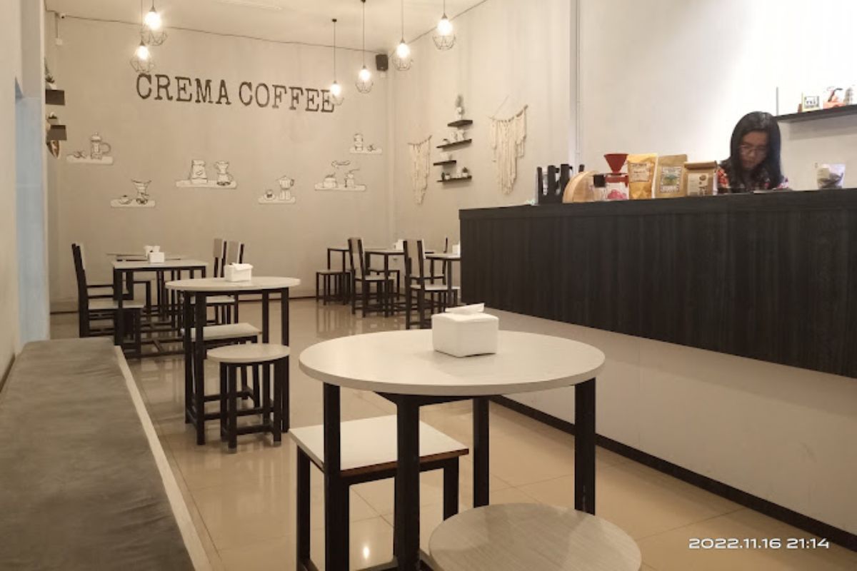 Crema Coffee Balikpapan.jpg