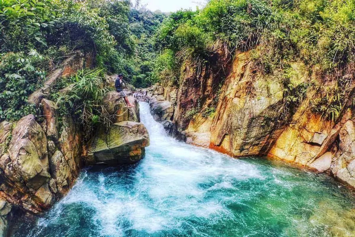 Curug Leuwi Hejo.jpg