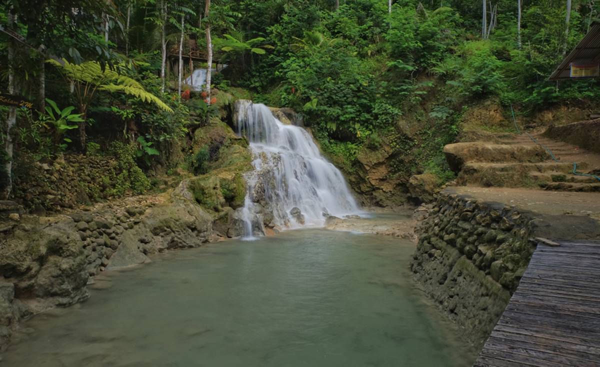 Curug Mudal.jpg