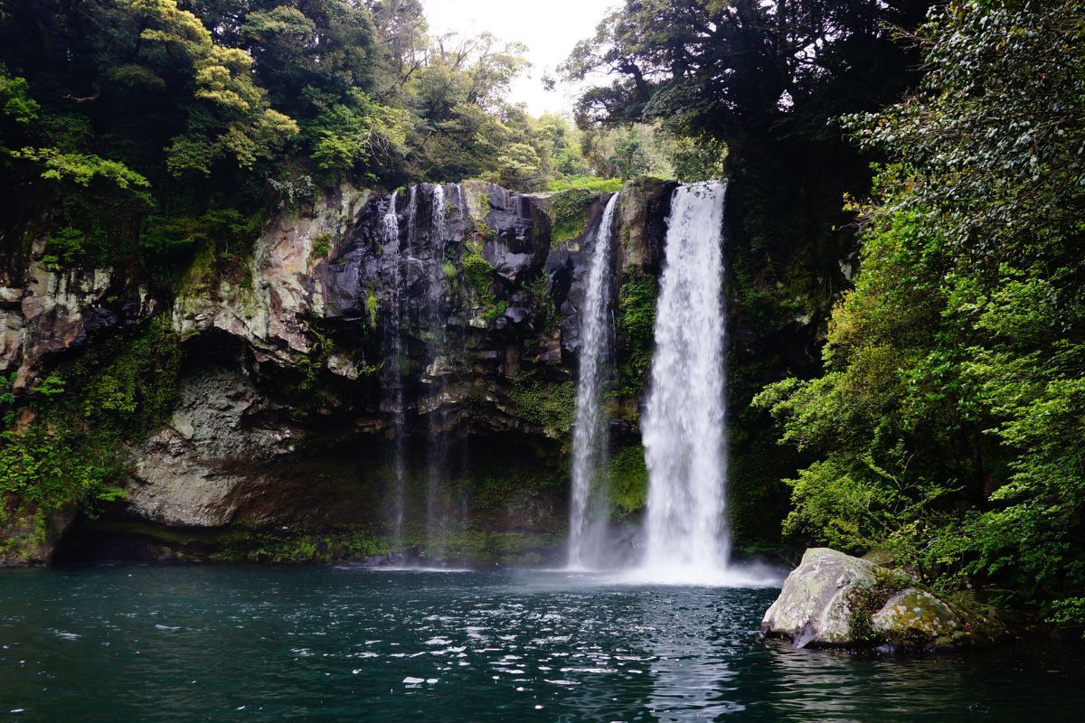 Curug di Bogor.jpg