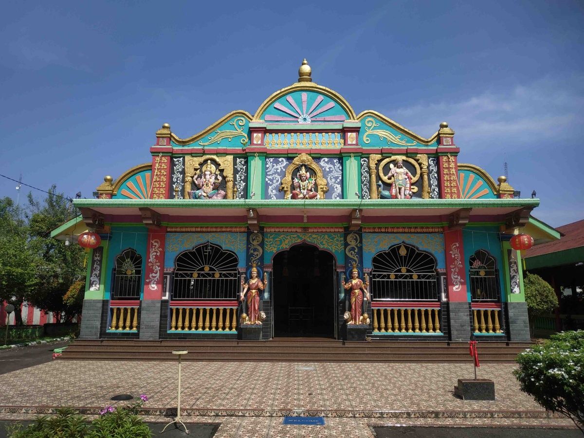 Gaya Arsitektur Kuil Shri Mariamman.jpg