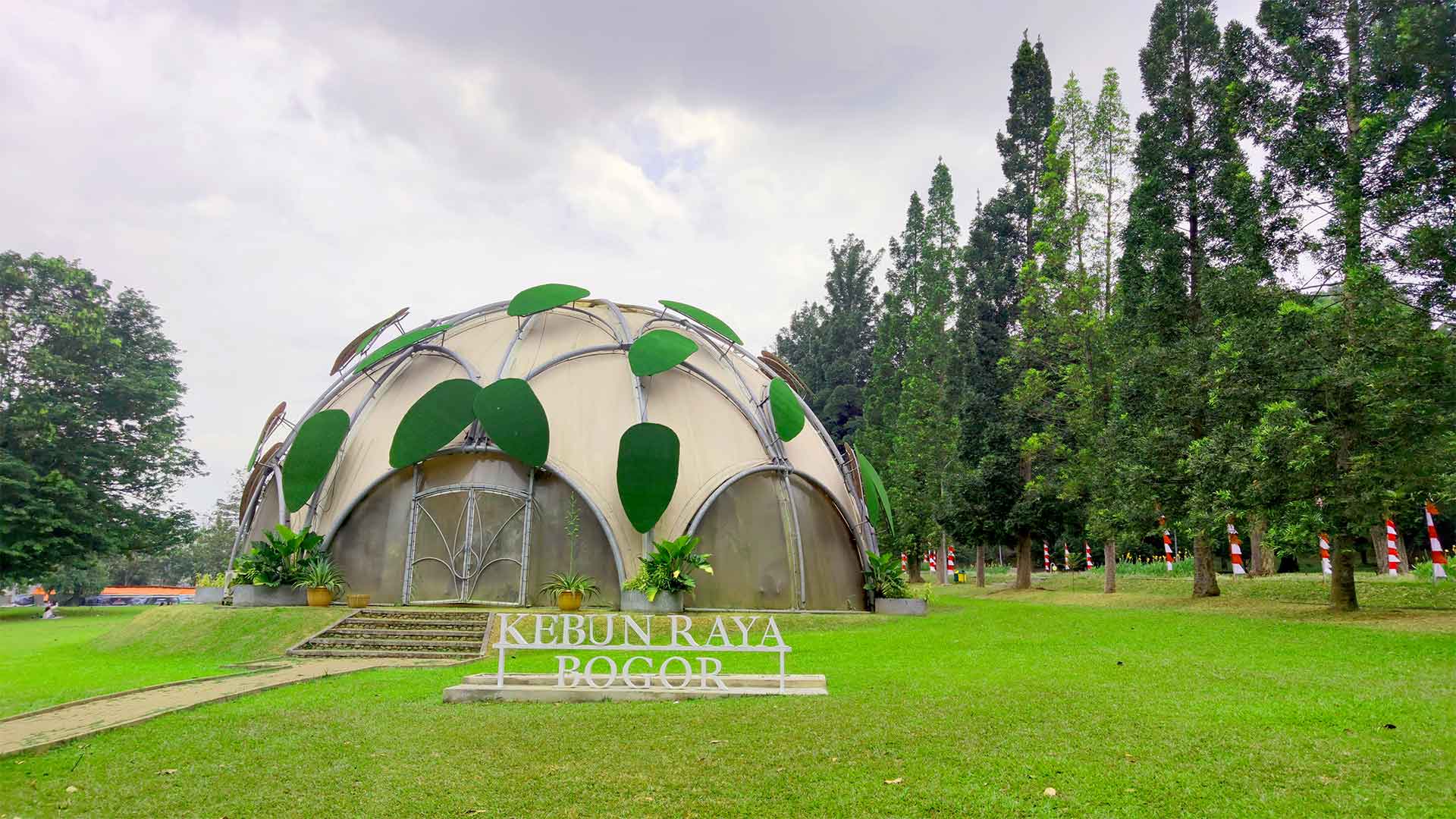 Kebun Raya Bogor.jpg