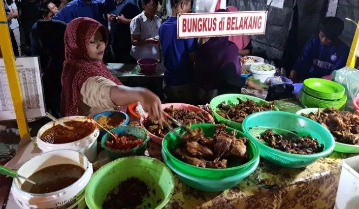 Kuliner Malam Surabaya.jpg